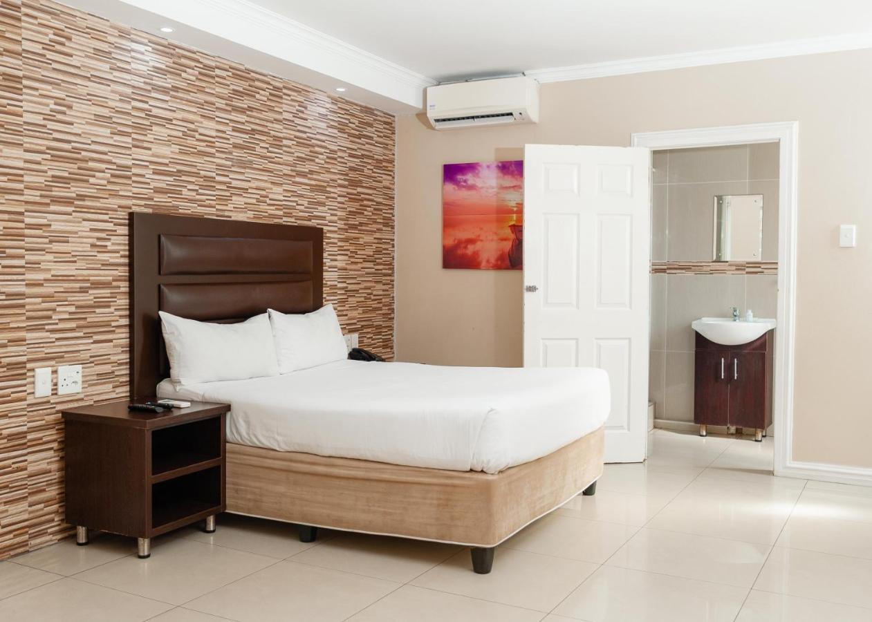 Bayside Hotel 100 Pixley Kaseme Street Дурбан Екстер'єр фото